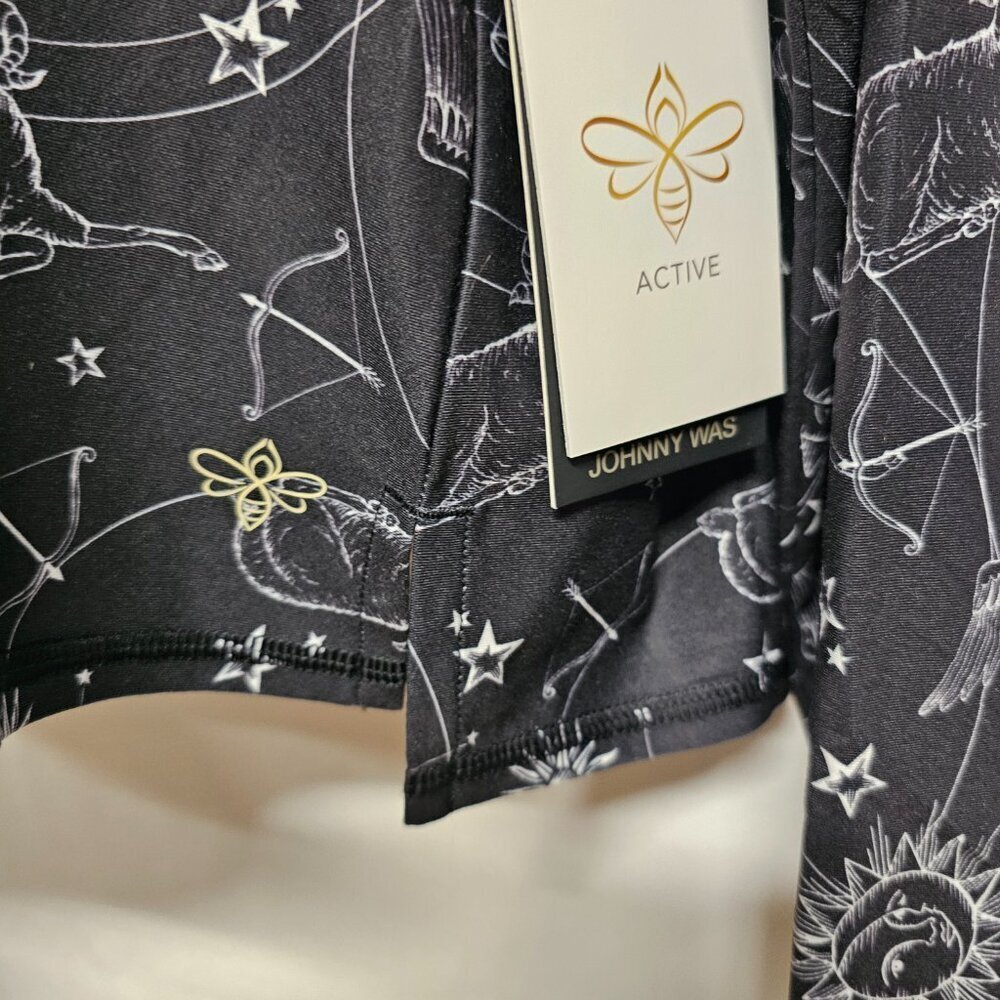 Johnny Was Active Bijou Long Sleeve Flyaway Back Top Tee Women Size L Black - Picture 8 of 16